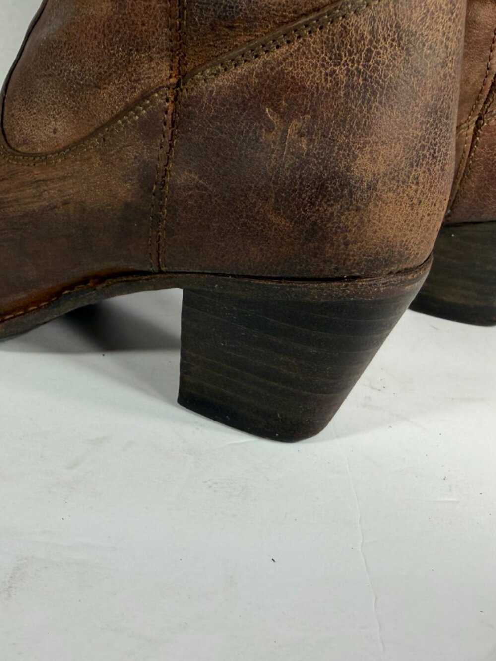 Frye Women's size 8 Jackie Button Leather Boots - Picture 12 of 16